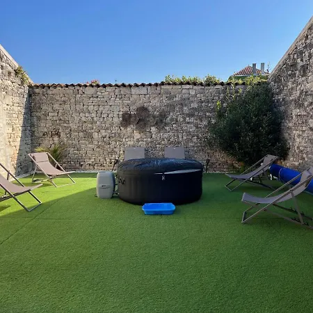 Prázdninový dům 1854 *