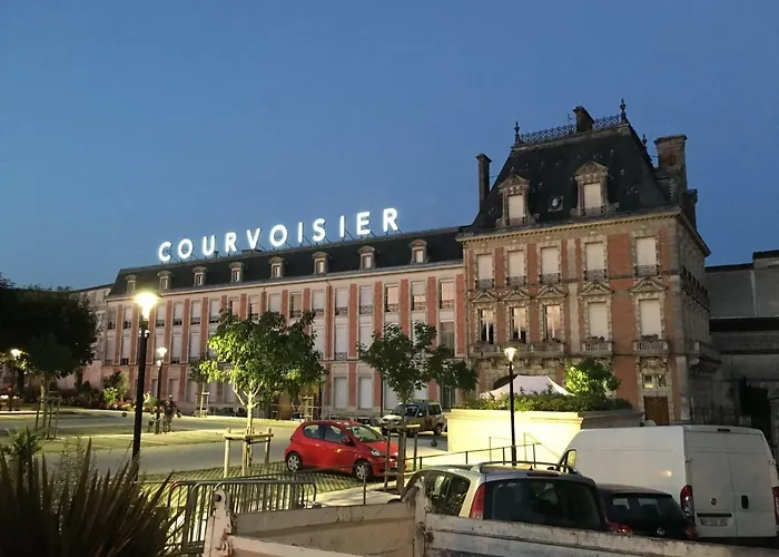 1854 Holiday home Chassors