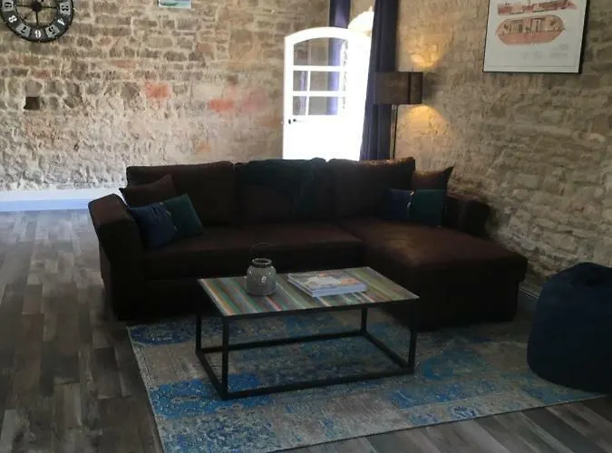 Holiday home 1854 Chassors